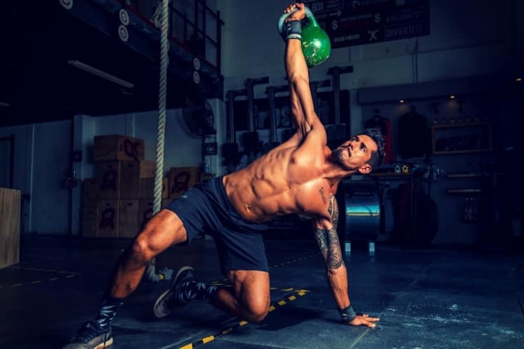 Strong man doing crossfit